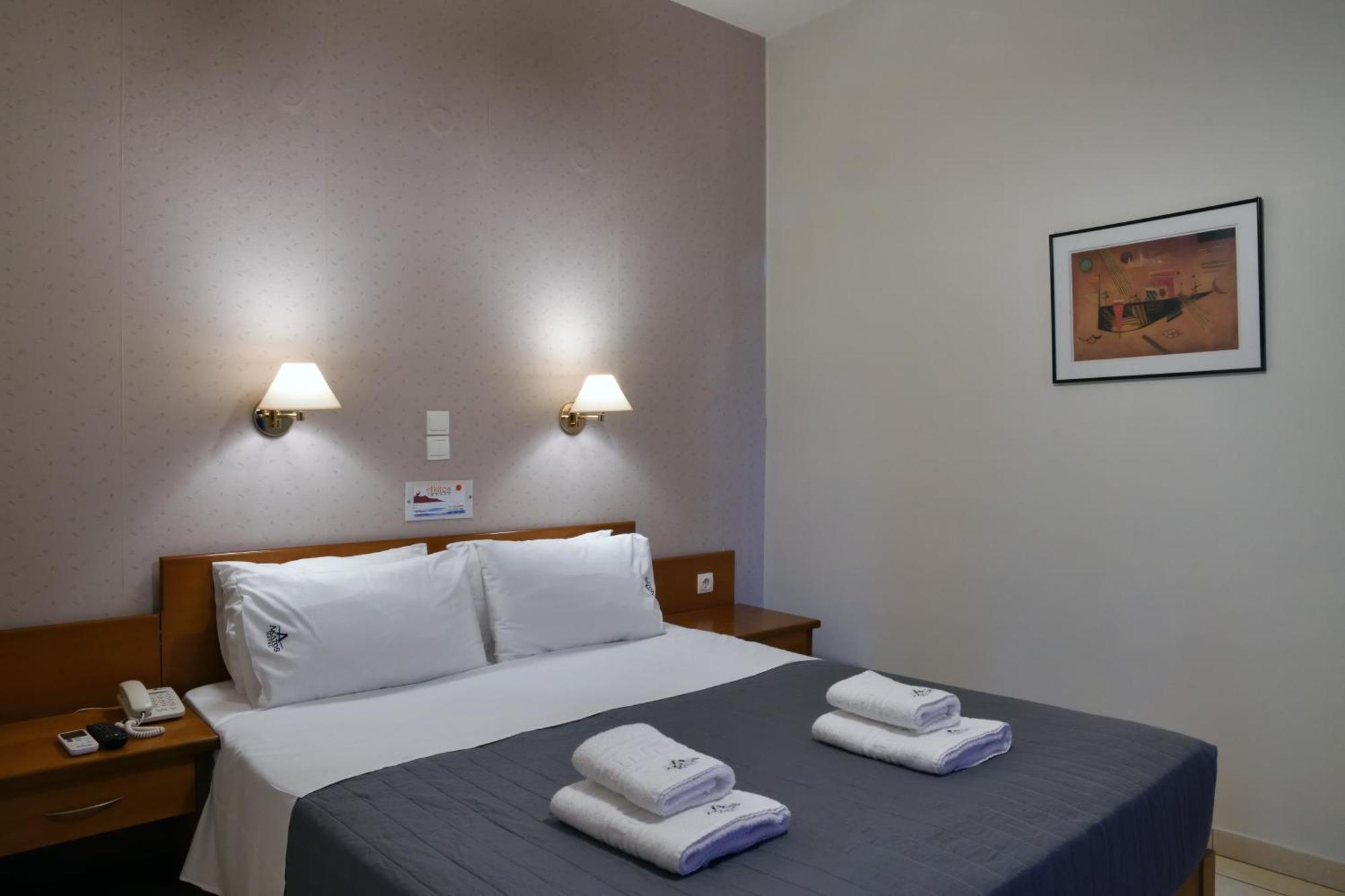 Akatos Hotel Agia Marina Eksteriør billede