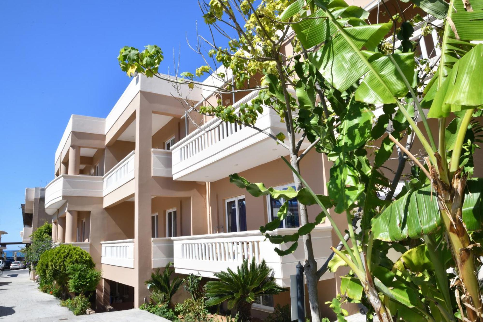 Akatos Hotel Agia Marina Eksteriør billede
